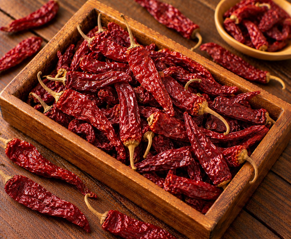 Kashmiri Chilli Whole | Premium Quality | Natural Ingredients | No Artificial Colours | Vibrant Spice | 365 Spicery